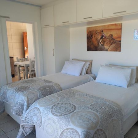 Come Home In Oudtshoorn Self-Catering Units Екстер'єр фото